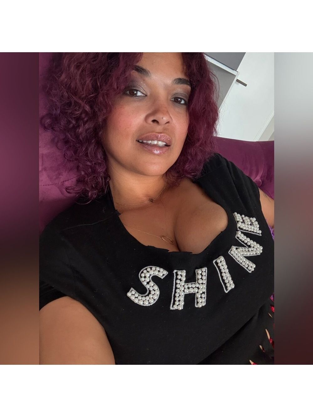 Come visit me for one of my last lives on Posh! 💜 $7 pop up @ 7:07 pm EST - Picture 3 of 9